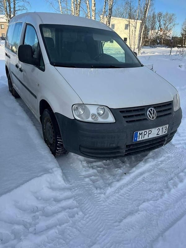 Vit Begagnad 2010 VW Caddy Maxi Minibuss | 47 000 kr (Bra pris) - Bild 1/3