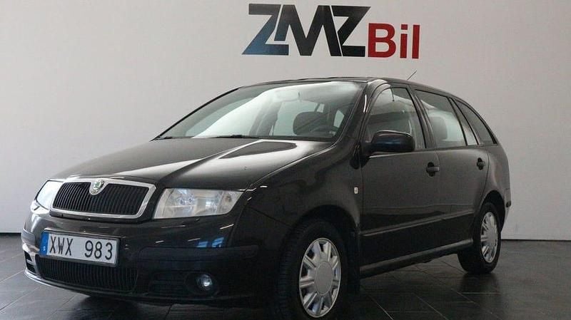 Svart Begagnad 2006 Skoda Fabia Kombi | 19 900 kr (Marknadspris) - Bild 1/4
