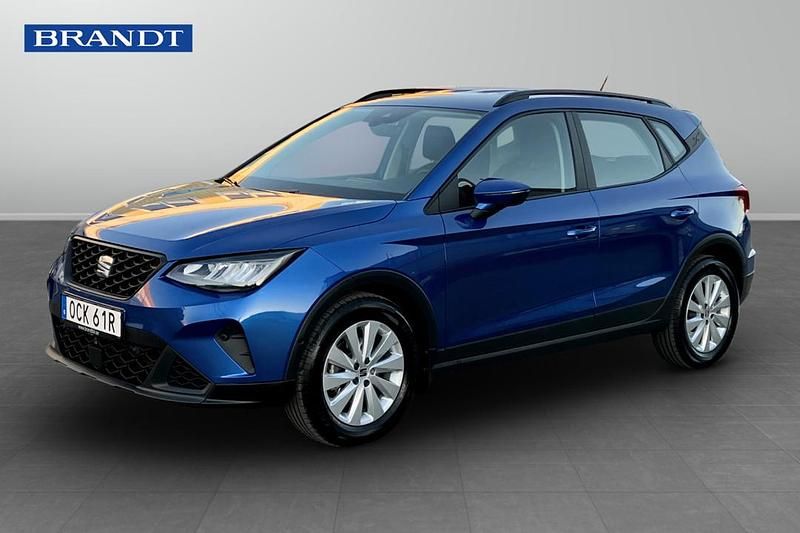 Blå Begagnad 2025 Seat Arona Style SUV | 218 900 kr (Marknadspris) - Bild 1/4