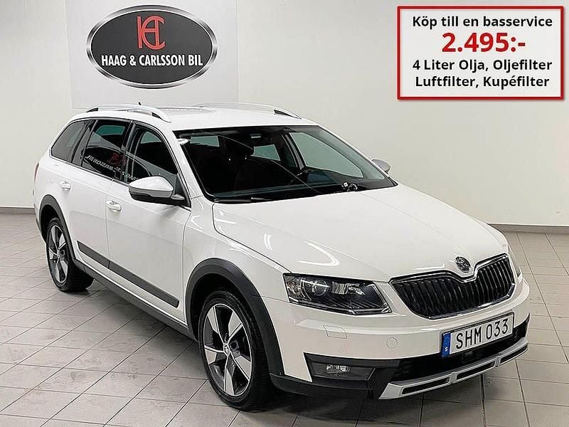 Vit Begagnad 2016 Skoda Octavia Scout Kombi | 199 000 kr (Lite dyr) - Bild 1/4
