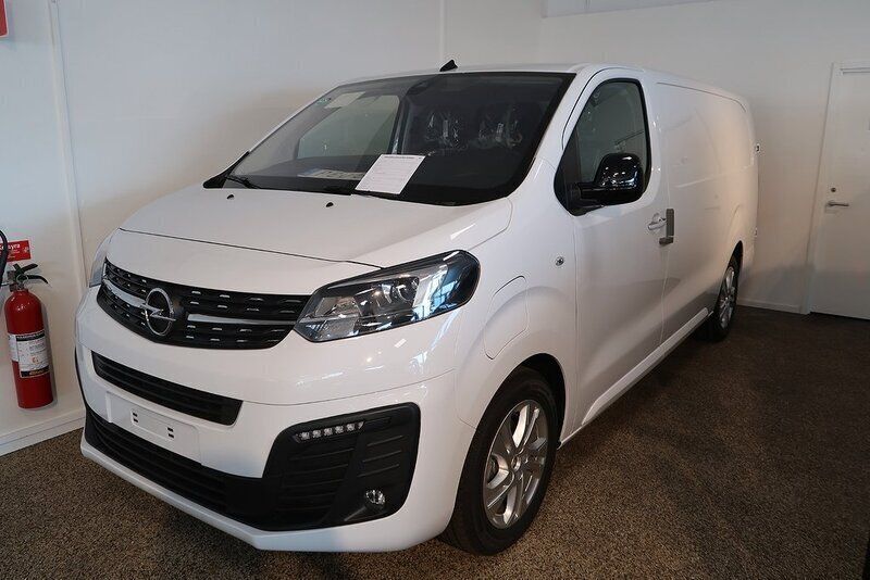 Vit Begagnad 2023 Opel Vivaro-e Combi Van | 459 800 kr (Dyr) - Bild 1/4