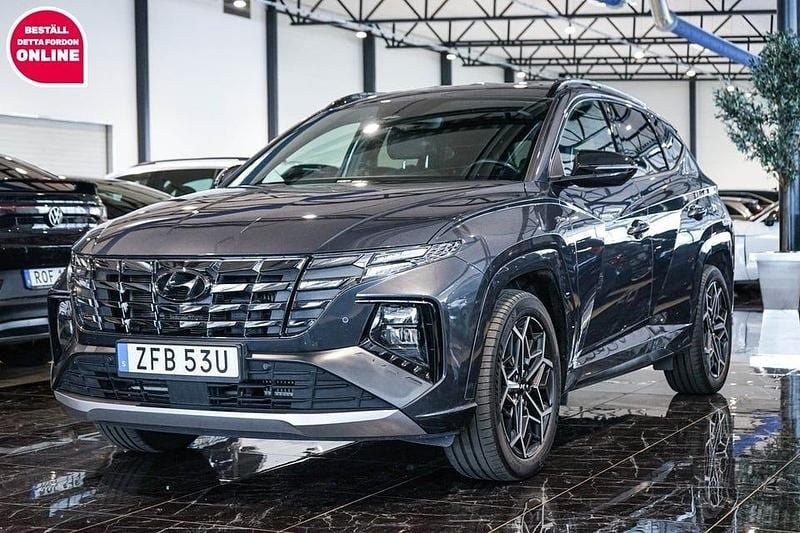 Grå Begagnad 2022 Hyundai Tucson Advanced SUV | 314 500 kr (Marknadspris) - Bild 1/4
