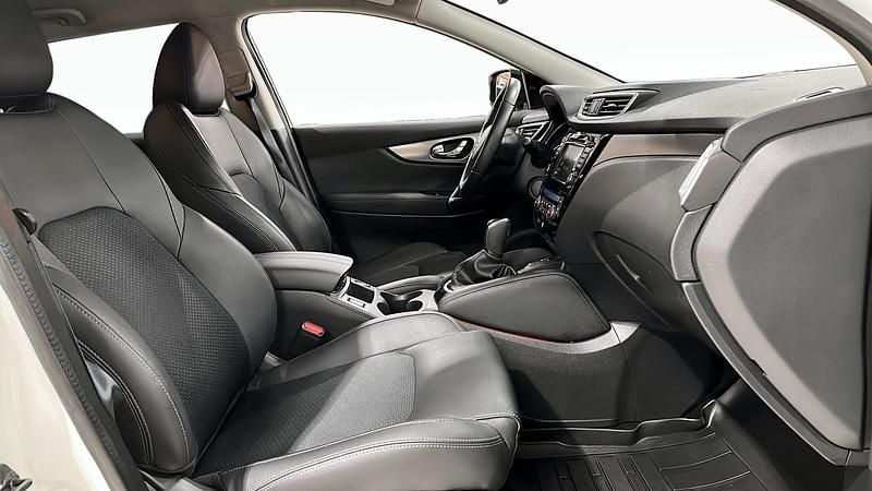 Begagnad Nissan Qashqai Tekna 159 HK (116 kW) 2020 Vit SUV