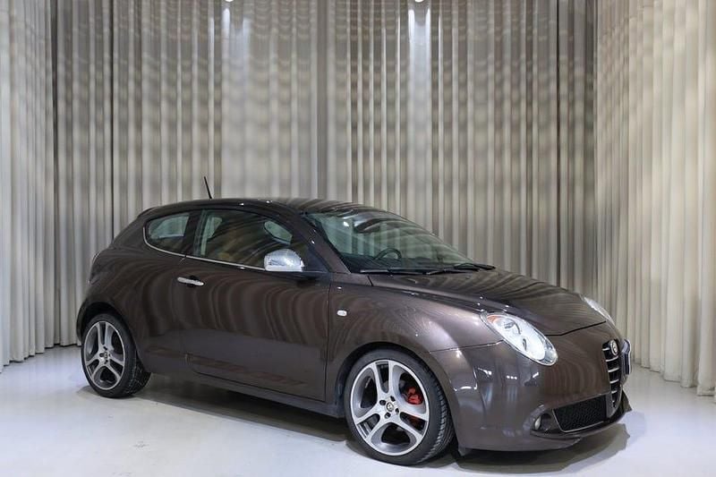 Begagnad Alfa Romeo MiTo 120 HK (88 kW) 2012 Brun Halvkombi