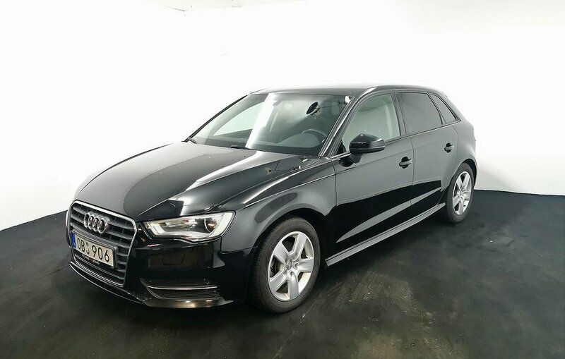 Svart Begagnad 2013 Audi A3 Sportback Attraction Halvkombi | 102 900 kr (Lite dyr) - Bild 1/4