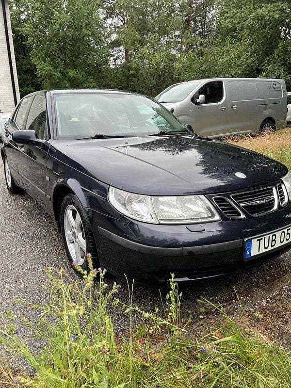 Blå Begagnad 2003 Saab 9-5 Sedan | 20 000 kr (Bra pris) - Bild 1/4