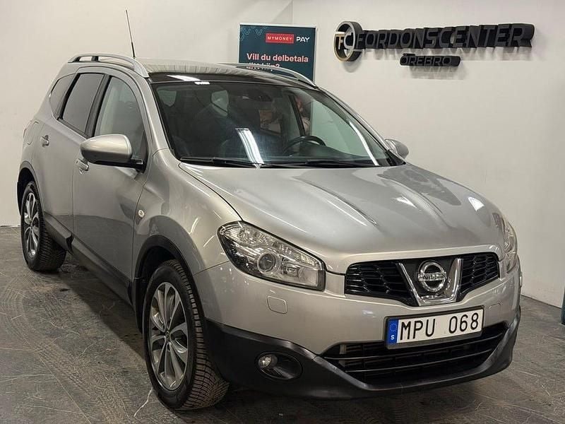 Begagnad Nissan Qashqai +2 150 HK (110 kW) 2011 Silver SUV