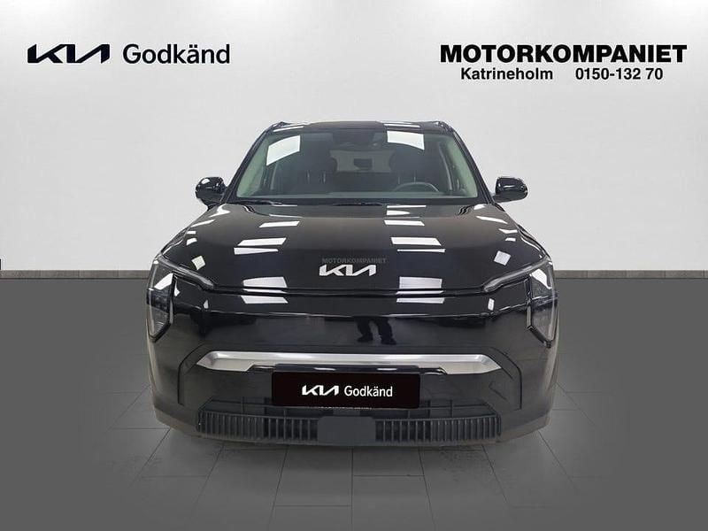 Begagnad Kia EV3 Plus 150 kW (204 HK) 2024 Svart SUV
