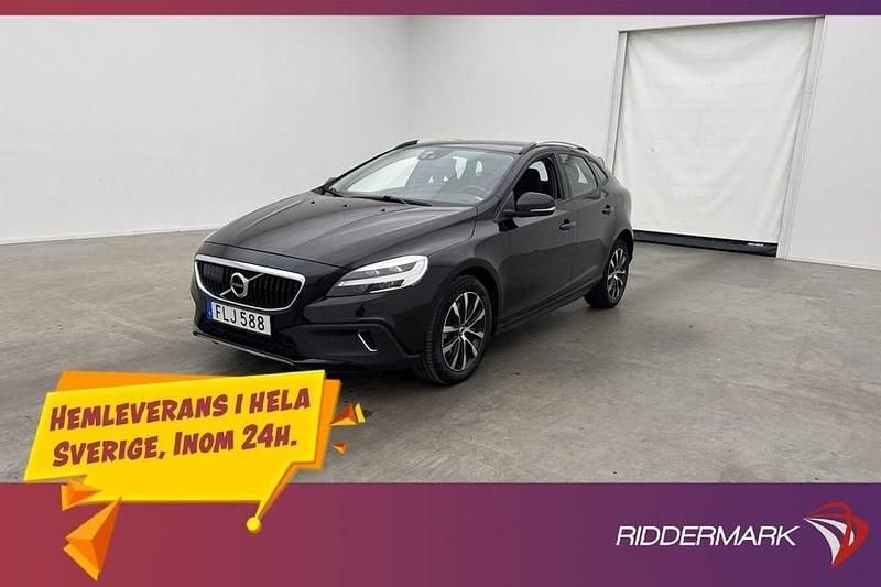 Begagnad Volvo V40 CC Momentum 150 HK (110 kW) 2019 Svart Kombi