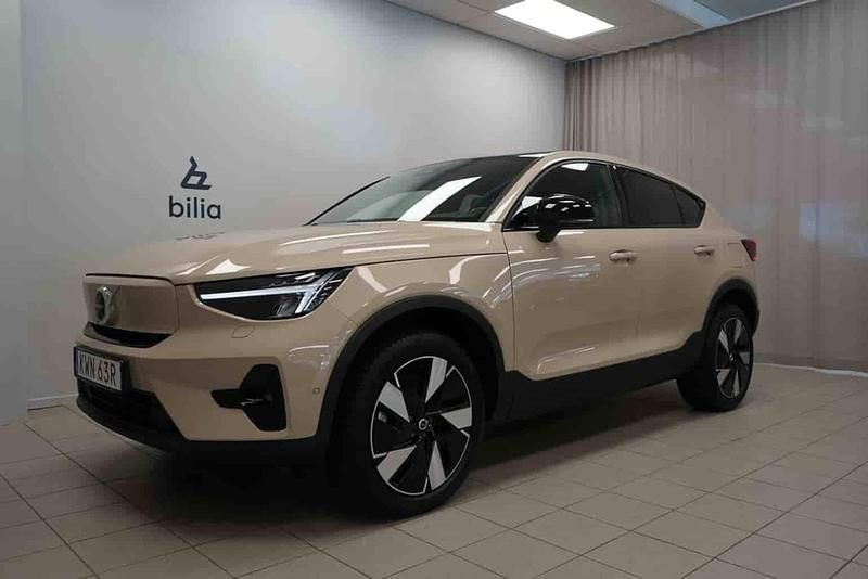 Brun Begagnad 2025 Volvo EC40 Performance SUV | 489 000 kr (Lite dyr) - Bild 1/1
