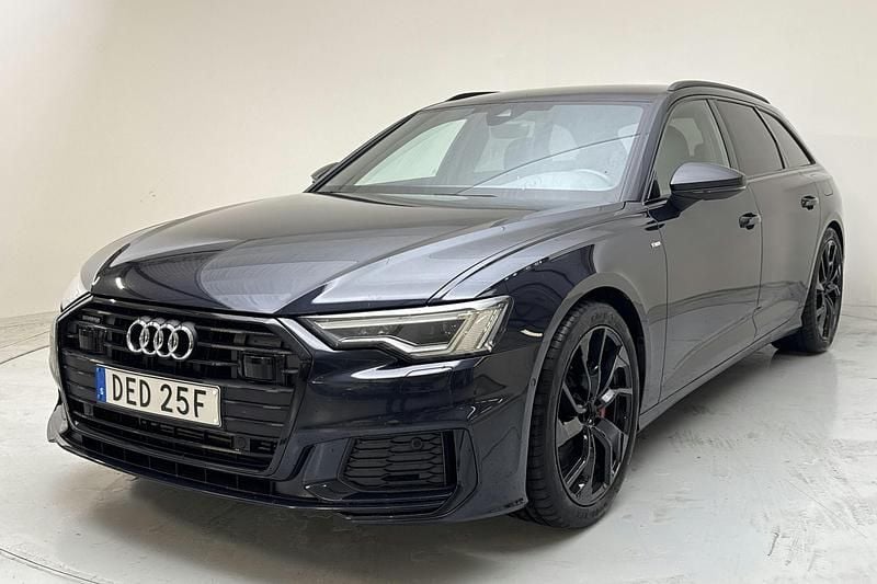 Mörkblå Begagnad 2022 Audi A6 Sedan | 395 000 kr (Marknadspris) - Bild 1/4