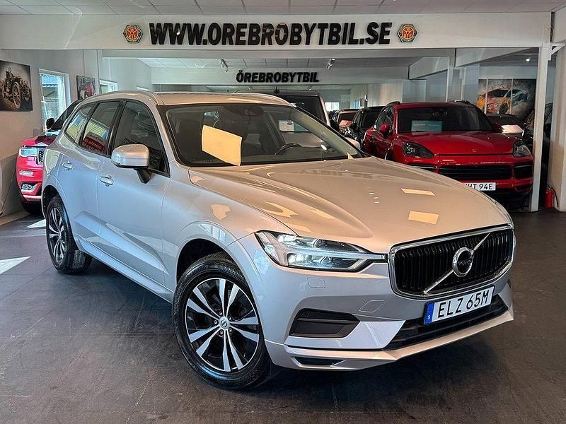 Silver Begagnad 2019 Volvo XC60 Momentum SUV | 279 900 kr (Marknadspris) - Bild 1/4