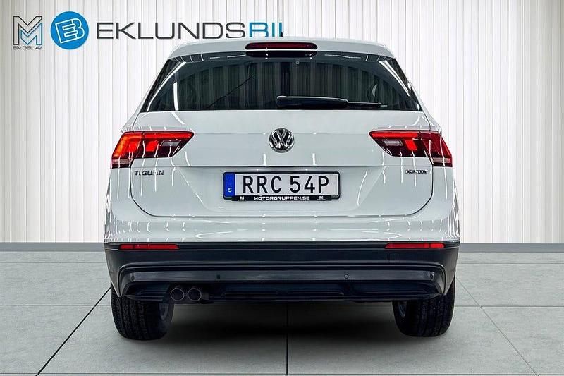 Begagnad VW Tiguan 190 HK (139 kW) 2020 Pure white SUV