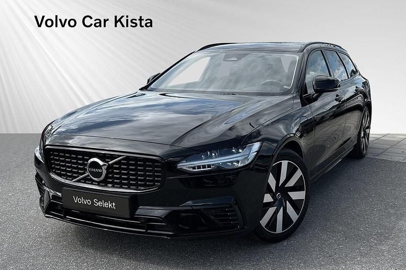 Svart Begagnad 2024 Volvo V90 Plus Kombi | 504 900 kr (Marknadspris) - Bild 1/3