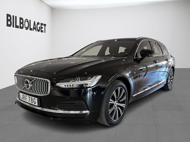 Svart Begagnad 2022 Volvo V90 Kombi | 364 500 kr (Marknadspris) - Bild 1/4