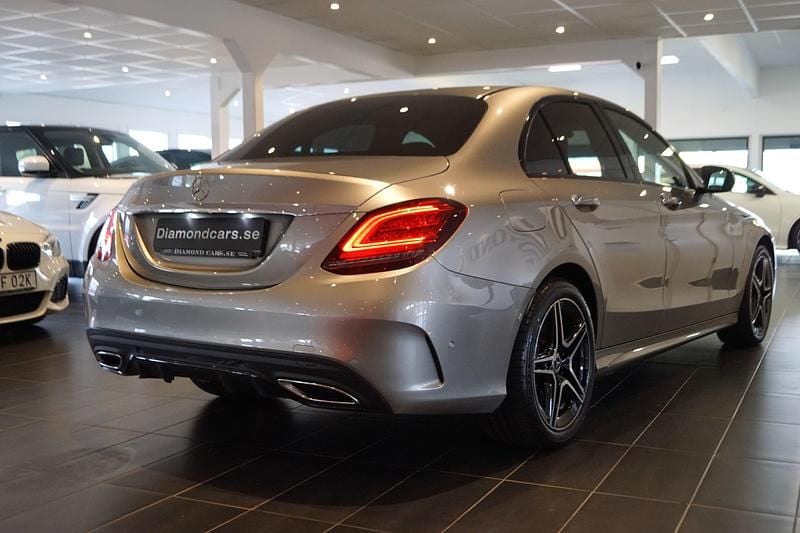 Begagnad Mercedes C300 2020 Silver Sedan