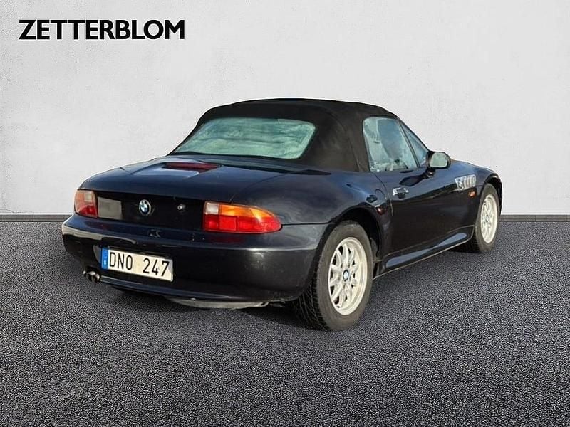 Begagnad BMW Z3 193 HK (141 kW) 1998 Svart Cab