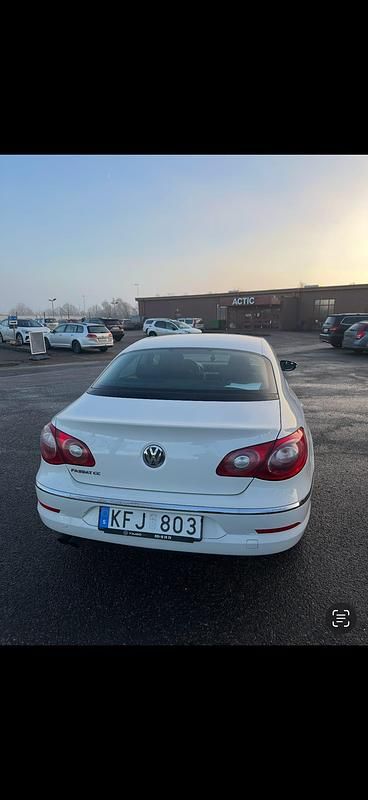 Begagnad VW Passat 160 HK (117 kW) 2010