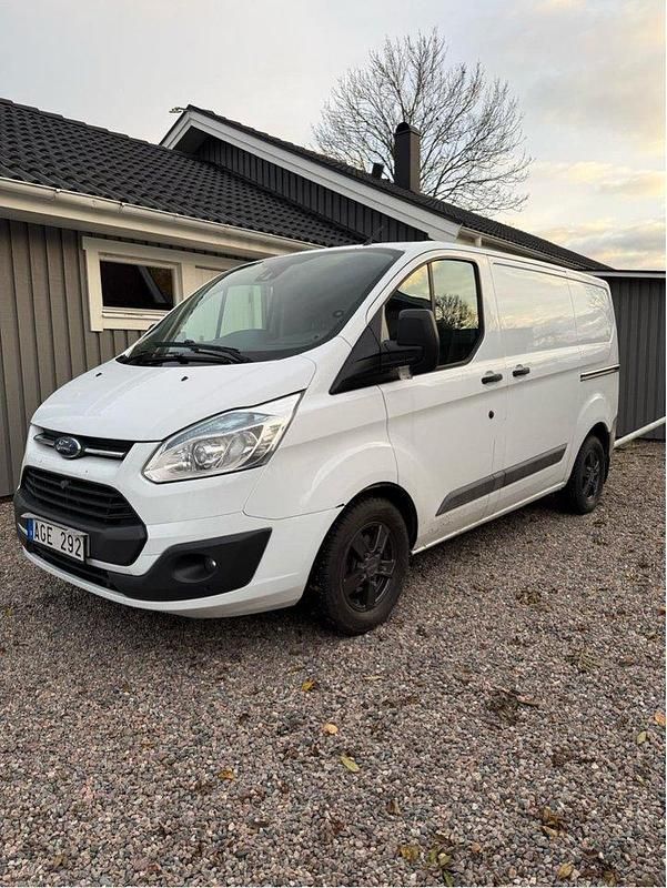 Vit Begagnad 2014 Ford Transit Custom | 89 999 kr (Lite dyr) - Bild 1/4