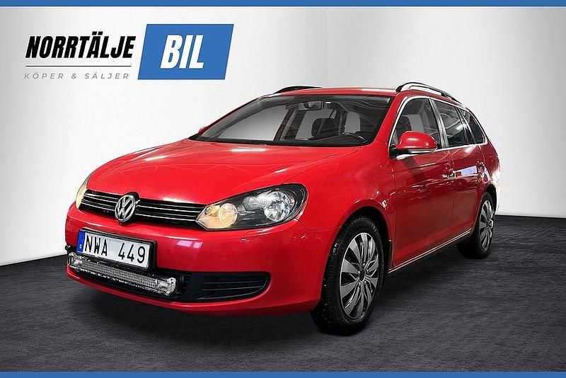 Röd Begagnad 2012 VW Golf VII Kombi | 64 900 kr (Marknadspris) - Bild 1/3