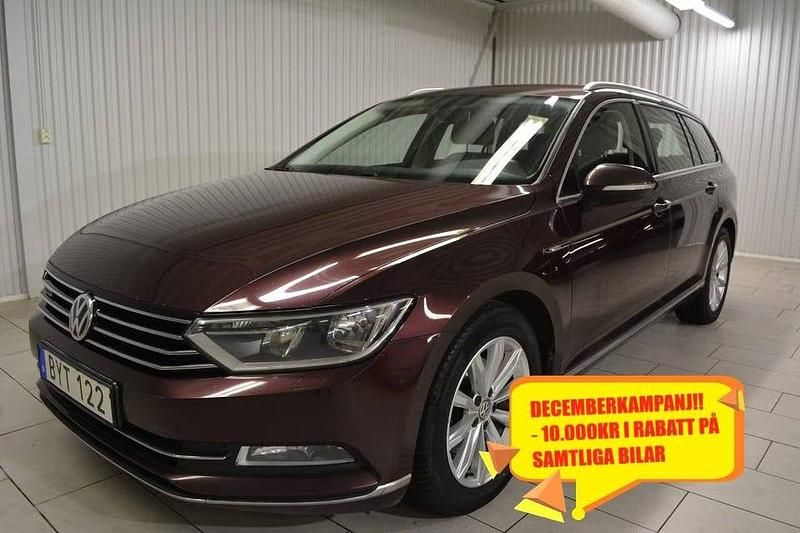 Mörkröd (röd) Begagnad 2015 VW Passat GT Kombi | 134 000 kr (Bra pris) - Bild 1/3