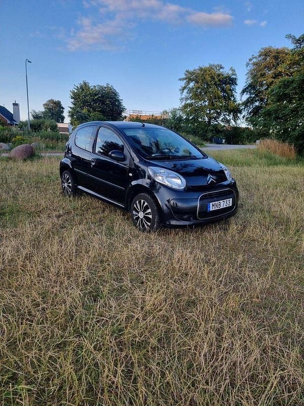 Svart Begagnad 2008 Citroën C1 Halvkombi | 17 500 kr (Marknadspris) - Bild 1/4