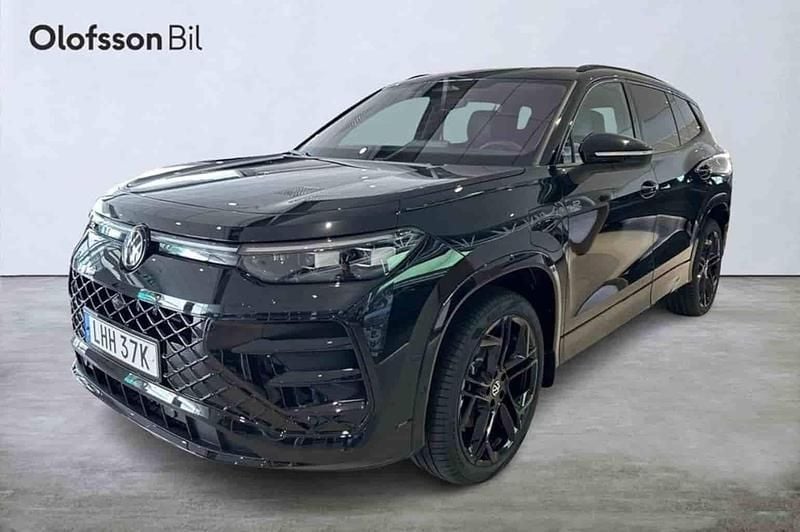 Svart Ny 2025 VW Tayron SUV | 803 400 kr - Bild 1/1