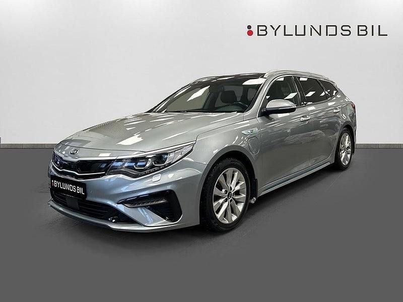 Grå Begagnad 2019 Kia Optima Hybrid Advance Sedan | 199 000 kr (Marknadspris) - Bild 1/4