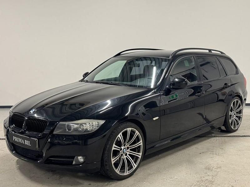 Begagnad BMW 320 Comfort Edition 170 HK (125 kW) 2009 Svart Kombi