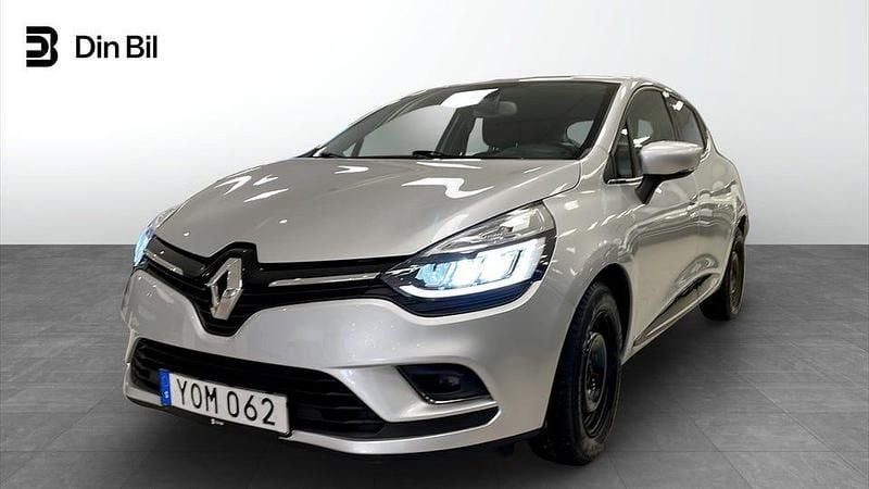 Silver Begagnad 2018 Renault Clio IV | 139 900 kr (Marknadspris) - Bild 1/4
