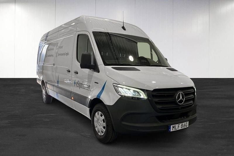 Begagnad Mercedes E-Sprinter 150 kW (204 HK) 2024 Vit (white) Van