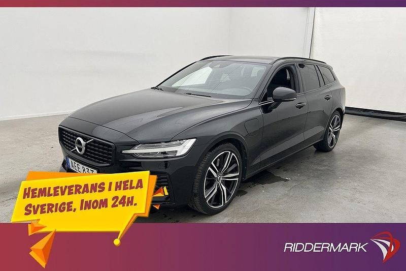 Svart Begagnad 2020 Volvo V60 R-Design Kombi | 374 800 kr (Marknadspris) - Bild 1/3