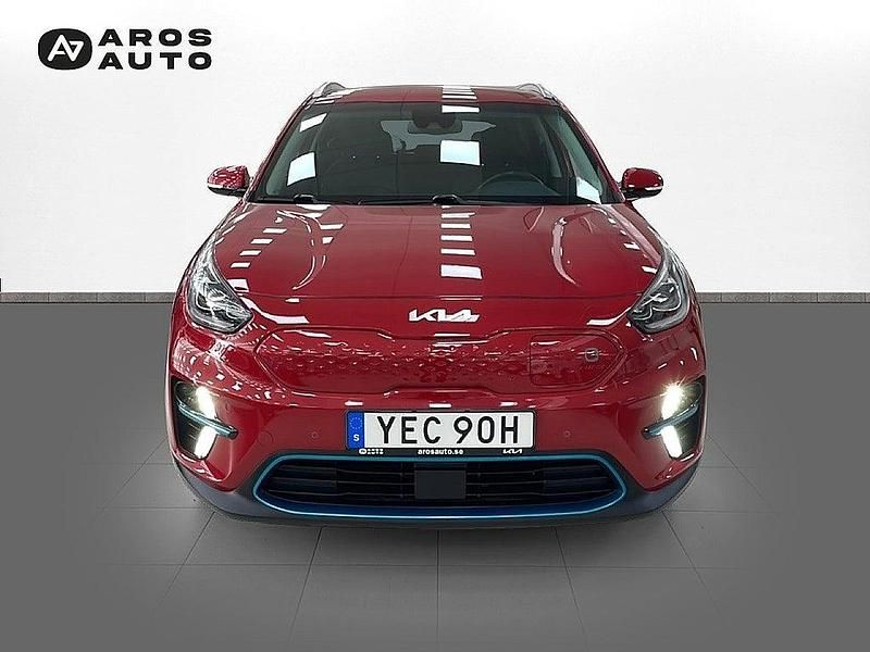 Begagnad Kia e-Niro Advance 150 kW (204 HK) 2021 Röd SUV