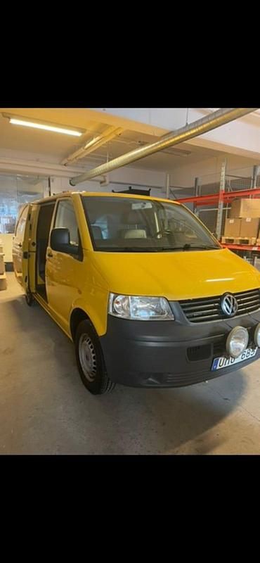 Begagnad VW T5 131 HK (96 kW) 2004 Van