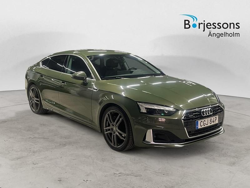 Begagnad Audi A5 Sportback Advanced 265 HK (194 kW) 2021 Grön Halvkombi