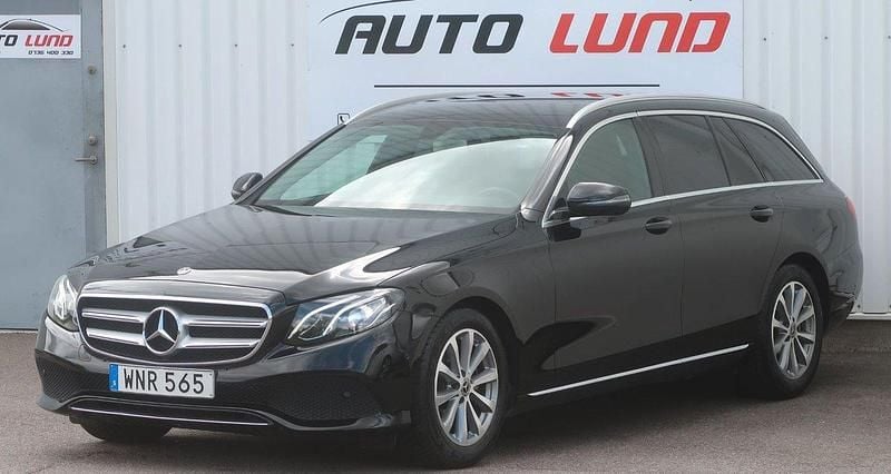 Svart Begagnad 2018 Mercedes E200 Avantgarde Kombi | 235 000 kr (Bra pris) - Bild 1/4