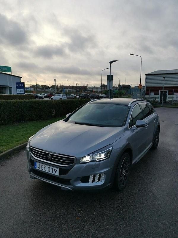Grå Begagnad 2015 Peugeot 508 Kombi | 127 000 kr (Bra pris) - Bild 1/4