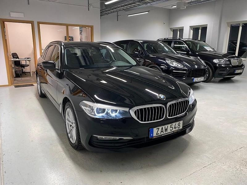 Begagnad BMW 520 190 HK (139 kW) 2017 Svart Kombi