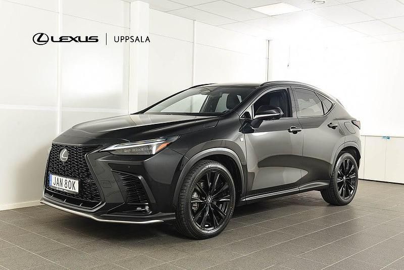 Begagnad Lexus NX450h+ Sport Line 309 HK (227 kW) 2023 Svart SUV
