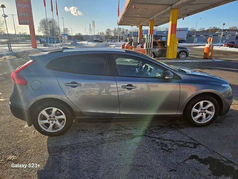 Begagnad Volvo V40 CC 190 HK (139 kW) 2015 Kombi