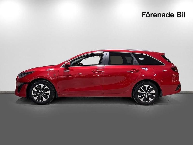 Begagnad Kia Ceed Sportswagon Advance 141 HK (103 kW) 2022 Infra red Kombi