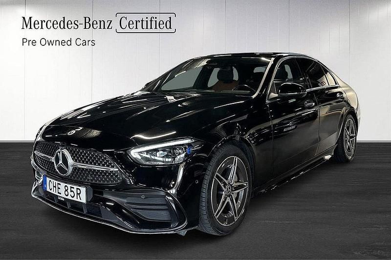 Svart Begagnad 2022 Mercedes C200 AMG Sedan | 449 900 kr - Bild 1/4