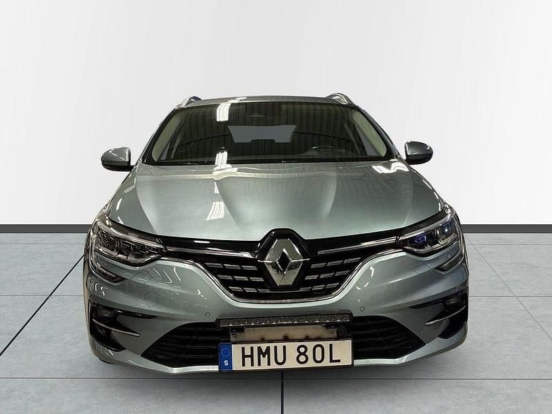 Begagnad Renault Mégane IV 140 HK (102 kW) 2021 Silver Kombi