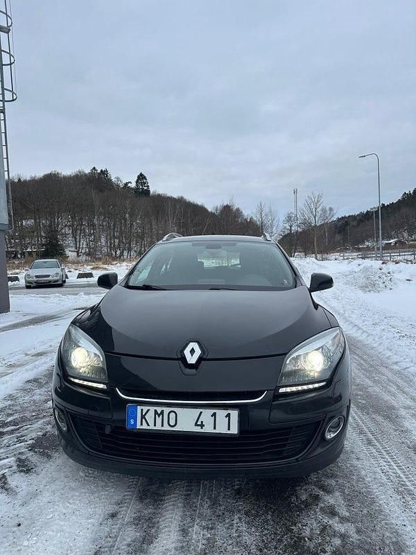 Begagnad Renault Mégane III 110 HK (80 kW) 2012 Svart