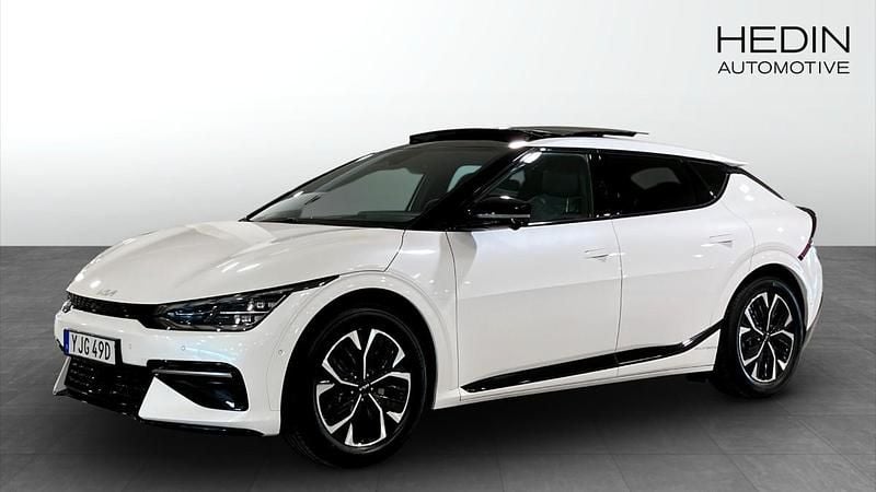 Vit (white) Begagnad 2022 Kia EV6 GT-Line SUV | 519 900 kr - Bild 1/4