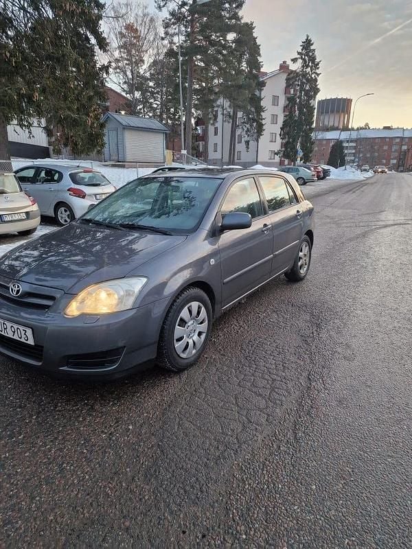 Begagnad Toyota Corolla 110 HK (80 kW) 2007