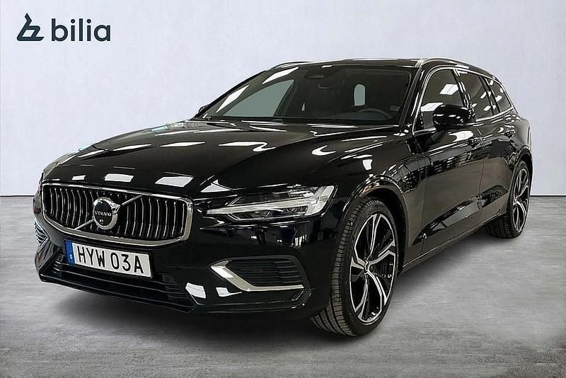 Begagnad Volvo V60 Plus 349 HK (256 kW) 2025 Svart Kombi
