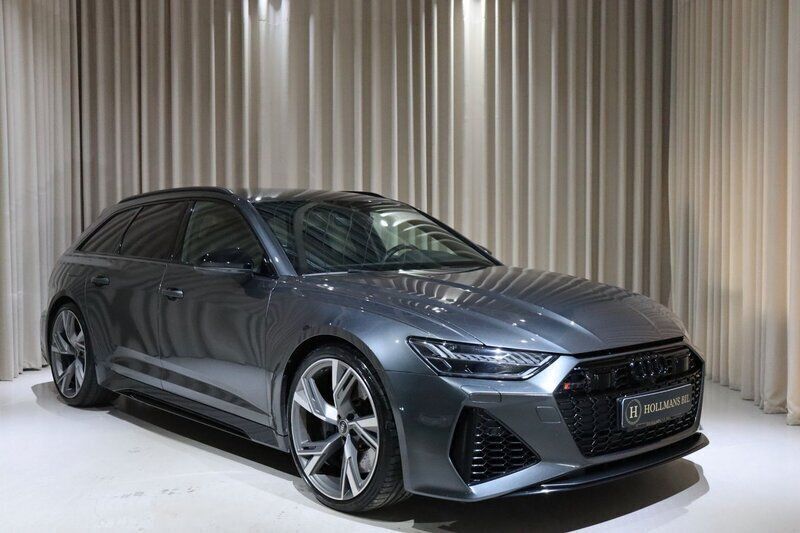Grå Begagnad 2021 Audi RS6 Design Kombi | 1 199 800 kr (Lite dyr) - Bild 1/4