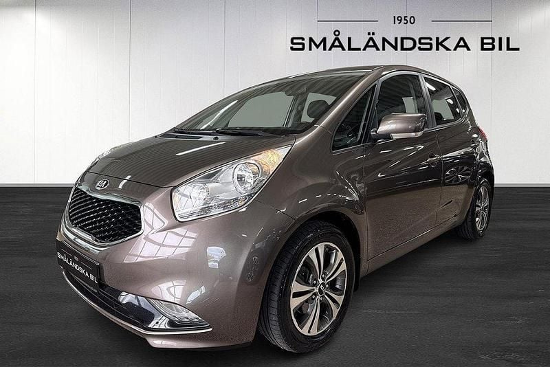 Brun Begagnad 2015 Kia Venga Halvkombi | 89 000 kr - Bild 1/4