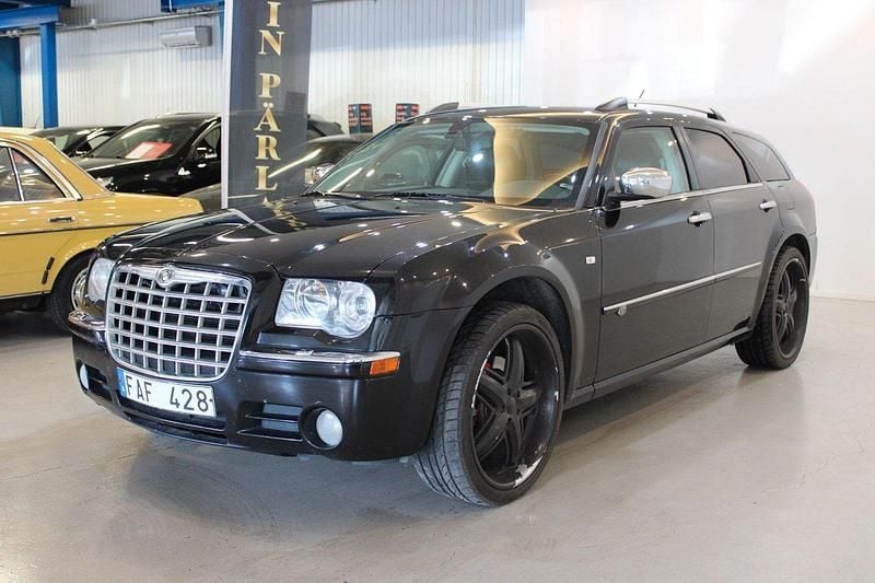 Begagnad Chrysler 300C Touring 340 HK (250 kW) 2007 Svart Kombi